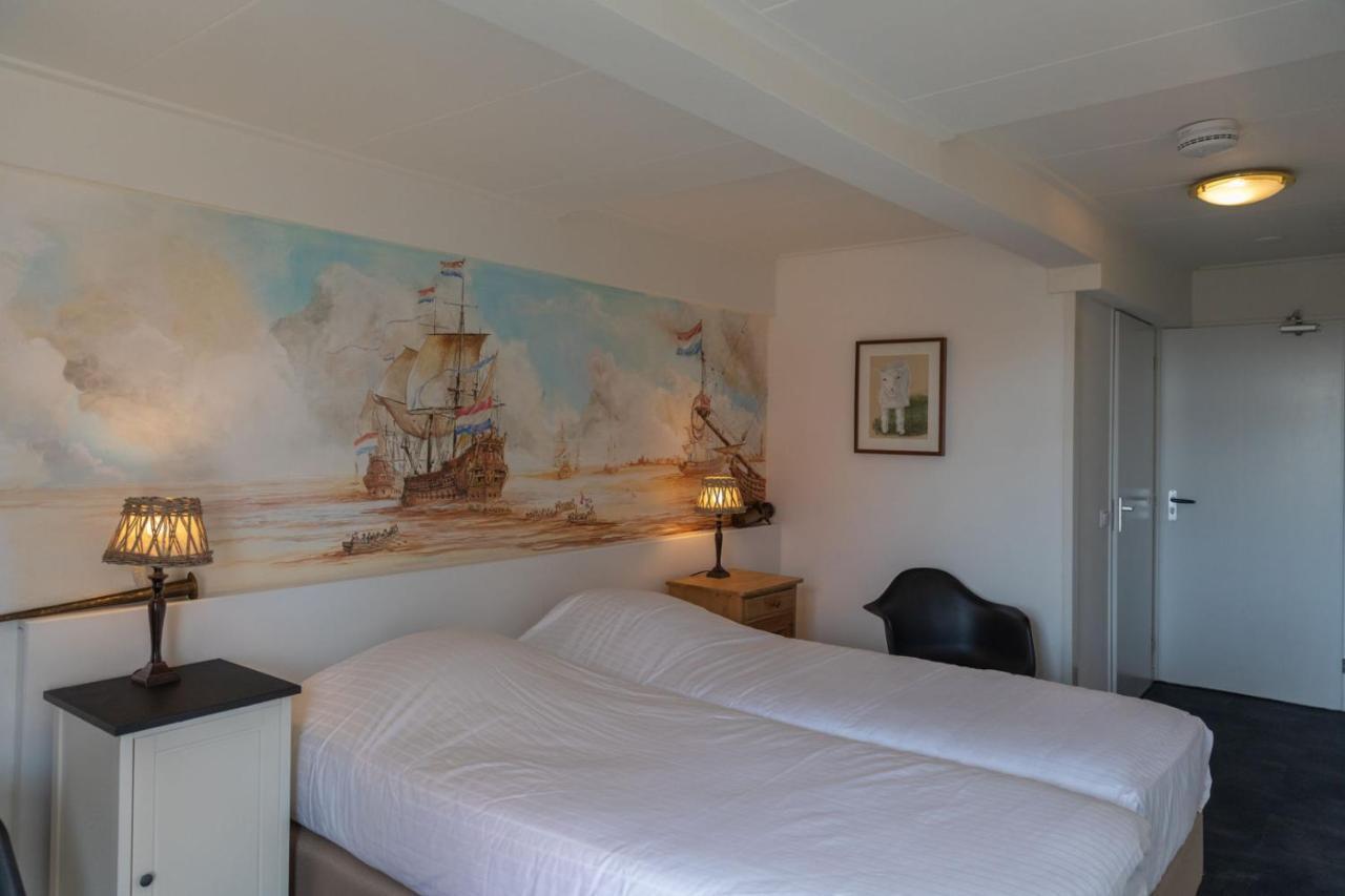 Hotel-Restaurant Loodsmans Welvaren Bv Den Hoorn  Exterior foto
